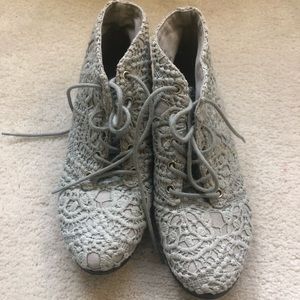GREY CROCHET LACE UP BOOTIES